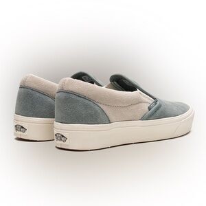 Vans ComfyCush Slip On Sneakers